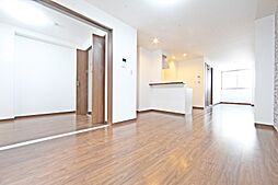 グランレーヴ東別院EAST 102 1階1LDKのリビング/ダイニング