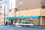 株式会社ヤオキスーパー太閤通店（528m）
