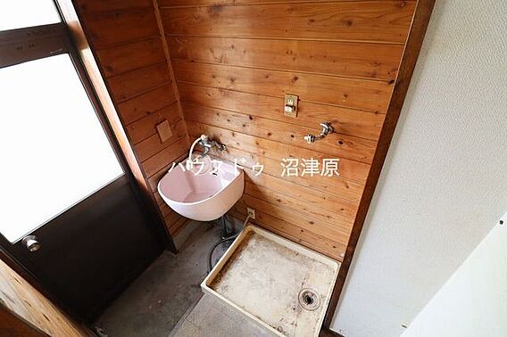 洗濯機置場