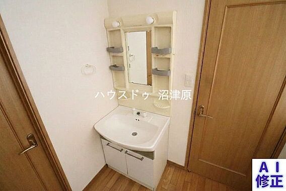 ※現況家具等有...