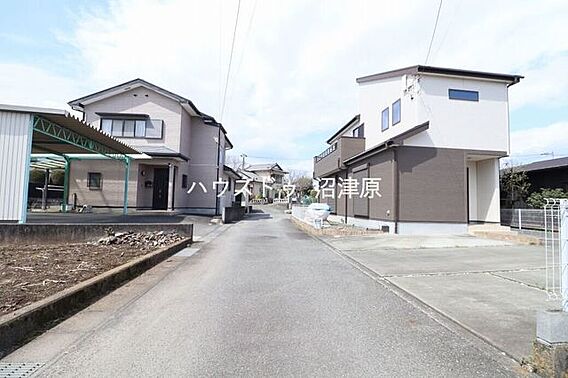 前面道路含む現...