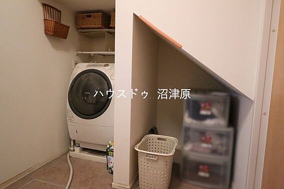 洗濯機置場