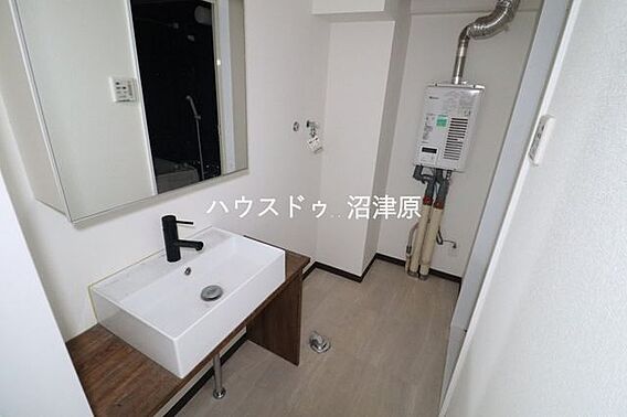 洗面所
