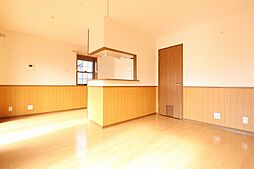 レーヴ・エスチュエールC邸 3LDKのリビング/ダイニング