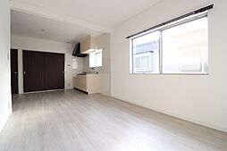 本岡コーポ 107 1階2LDKのリビング/ダイニング