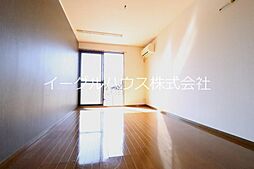 西鉄天神大牟田線 都府楼前駅 徒歩7分の賃貸アパート 2階1Kのリビング/ダイニング