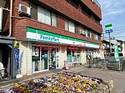 ファミリーマート茨木舟木町店 263m