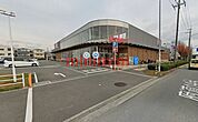 バロー高槻店 452m