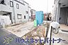 外観：開放的な立地、隣地との空間周辺建物も綺麗で住みやすい