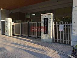 御殿山小学校 徒歩142分。 11320m