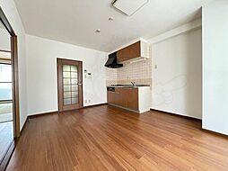 ハーバーウィンズ天保山 2階2DKのリビング/ダイニング