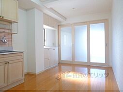 ＭＯＲＥ河原町I 101 1階1LDKのリビング/ダイニング