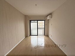 JR山陰本線 丹波口駅 徒歩9分の賃貸マンション 3階1Kのリビング/ダイニング