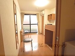 レオパレス常盤 1階1Kのリビング/ダイニング