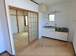 京阪本線 出町柳駅 徒歩8分の賃貸マンション 2階2Kのリビング/ダイニング