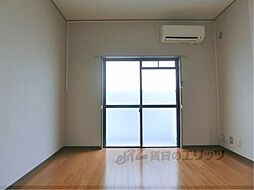 ホワイトリバーハイツ 1階1Kのリビング/ダイニング