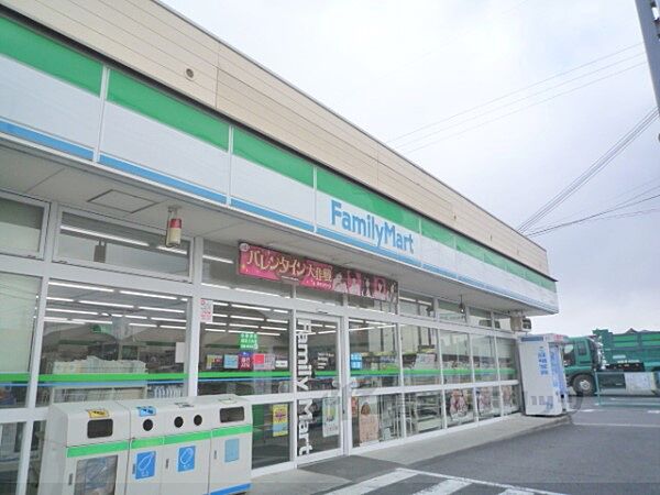 画像24:ファミリーマート　草津青地店まで600メートル