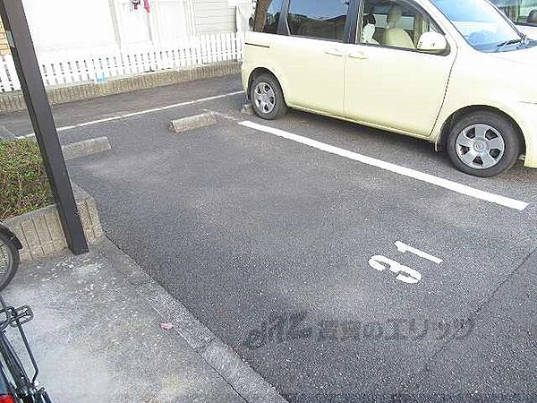画像22:駐車場