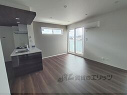 JR東海道・山陽本線 南草津駅 徒歩13分の賃貸アパート 3階2LDKのリビング/ダイニング