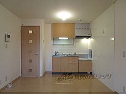 クローバーII 201 2階2LDKのリビング/ダイニング