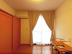 近江鉄道八日市線 太郎坊宮前駅 徒歩6分の賃貸アパート 3階1Kのリビング/ダイニング