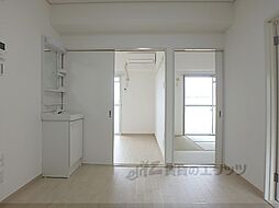 レークマンション 603