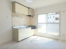 JR東海道・山陽本線 草津駅 徒歩28分の賃貸マンション 3階3LDKのリビング/ダイニング