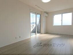 マハロ 103 1階1LDKのリビング/ダイニング