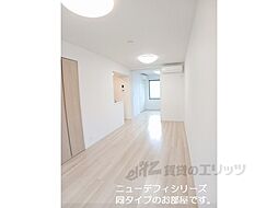 近江鉄道八日市線 新八日市駅 徒歩14分の賃貸アパート 1階1LDKのリビング/ダイニング