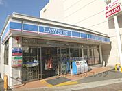 ローソン　大津駅前店まで550メートル