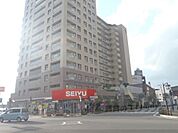 西友　守山店まで750メートル