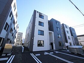 8　3Ｗ2ｂ　ＨＡＣＨＩ　ＳＡＮＷＥＳＴＮＹ  ｜ 北海道札幌市西区八軒三条西2丁目（賃貸マンション1LDK・1階・39.03㎡） その1