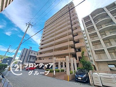 外観：地上13階建てマンションの7階部分です！