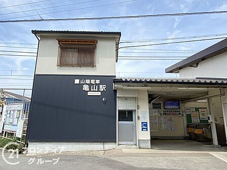 亀山駅(山陽電鉄 本線) 徒歩8分。 580m