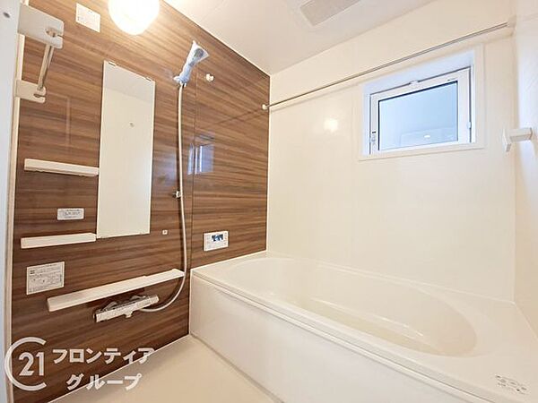 浴室を拡大表示