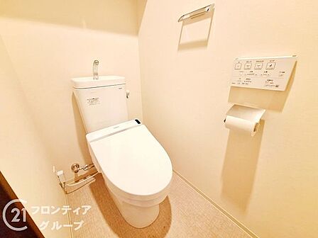 はじめてのマイホーム購入は、わからないことだらけで当然です。資金計画から物件選びまで、順を追ってスタッフが一緒に考えていきます