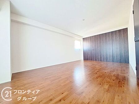 エリアの特性や周辺環境についての情報提供も行っています。物件だけでなく、地域の暮らしやすさも含めてご確認いただけます