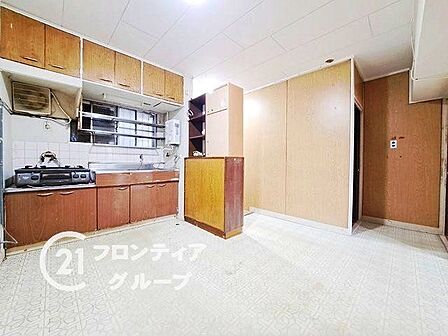 最寄り駅まで徒歩約5分なので通勤や通学に便利です