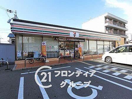 セブンイレブン東大阪西堤本通西1丁目店 徒歩5分。 340m