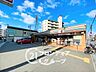 周辺：セブンイレブン大阪成育1丁目店 徒歩3分。 200m