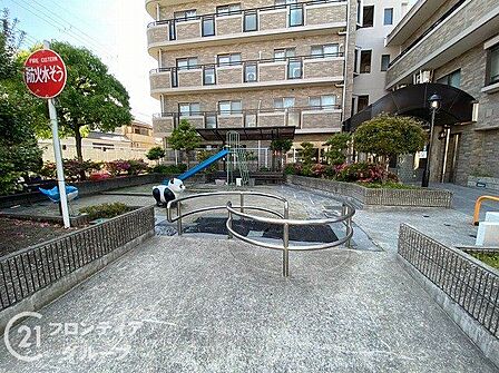 マイホームは一生に一度の大きな買い物だからこそ、納得いくまで情報を集めてほしいと思います。疑問はどんどんスタッフにぶつけてください