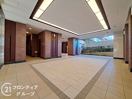 写真だけではわからない採光・広さ・周辺環境の実感は、実際に足を運んでみることが一番です。ご見学はいつでもご予約いただけます