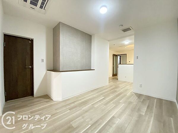 リビング/ダイニングを拡大表示