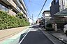 その他：敷地南側の前面道路（西側から）