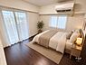 その他：角住戸ですので、全居室エアコンを設定いただけ、居室としてご利用いただけます。※写真の一部で不要物消去・家具合成（AI加工）を行っています