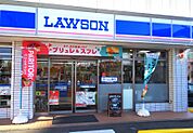 ローソン 名東社台店（385m）