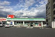 ファミリーマート 瀬戸汗干町店（324m）