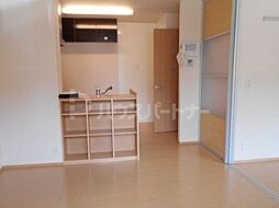 ラ ティーダ 1階2LDKのリビング/ダイニング