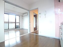 ガーデンシティ新松戸 3階2Kのリビング/ダイニング