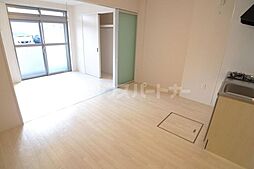 葉山レジデンスIII 3階1LDKのリビング/ダイニング